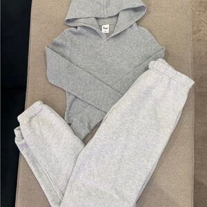SOLD Aritzia TNA Sweat Set Bundle